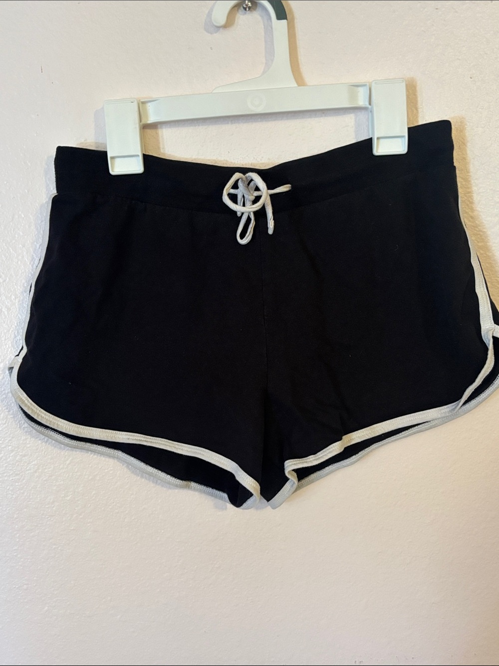 No Boundaries Y2K Black Women's Knit Drawstring Shorts With White Trim, Size S